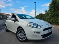 Usata Fiat Punto 75 CV (55 kW) 2016 Bianco Utilitaria