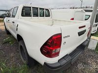 Second-hand Toyota HiLux Comfort 150 CP (110 kW) 2021 Alb Pickup