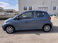 Usata Toyota Aygo 68 CV (50 kW) 2008 Blu Utilitaria
