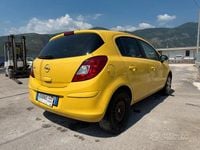 Usata Opel Corsa 85 CV (62 kW) 2010 Giallo Utilitaria