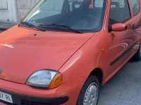 Usata Fiat 600 39 CV (28 kW) 1998 Arancione Berlina