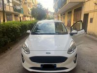 Usata Ford Fiesta Titanium 86 CV (63 kW) 2019 Bianco Utilitaria