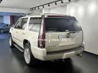 Usata Cadillac Escalade 409 CV (300 kW) 2008 Bianco SUV