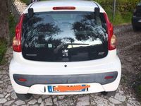 Usata Peugeot 107 Access 68 CV (50 kW) 2011 Utilitaria