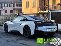 Usata BMW i8 Efficient Dynamics 374 CV (275 kW) 2016 Bianco Coupé