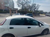 Usata Fiat Punto Pop 77 CV (56 kW) 2012 Bianco Utilitaria