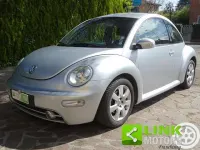 Usata VW New Beetle 101 CV (74 kW) 2006 Argento Utilitaria