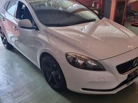 Usata Volvo V40 Summum 114 CV (83 kW) 2013 Bianco Berlina