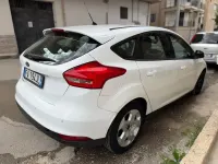 Usata Ford Focus 95 CV (69 kW) 2015 Bianco Berlina
