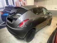 Usata Lancia Ypsilon Silver 69 CV (50 kW) 2022 Grigio Utilitaria
