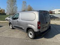 Nuova Fiat Doblò 101 CV (74 kW) 2026 Gray Monovolume