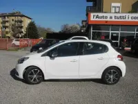 Usata Peugeot 208 75 CV (55 kW) 2016 Bianco Utilitaria