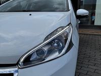 Usata Peugeot 208 Allure 75 CV (55 kW) 2018 Bianco Utilitaria