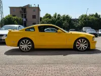 Usata Ford Mustang GT 305 CV (224 kW) 2005 Giallo Coupé