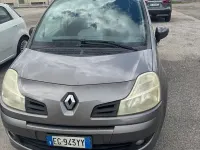 Usata Renault Modus 75 CV (55 kW) 2011 Grigio Monovolume
