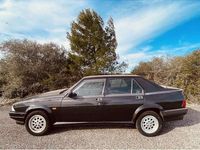 Usata Alfa Romeo 75 148 CV (108 kW) 1991 Berlina
