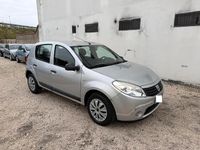 Usata Dacia Sandero Ambiance 75 CV (55 kW) 2012 Argento Berlina