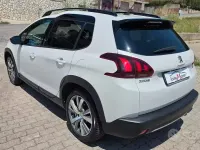Usata Peugeot 2008 GT-line 110 CV (80 kW) 2016 Bianco SUV