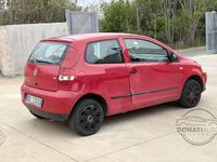 Begagnad VW Fox 75 HK (55 kW) 2007 Röd Halvkombi