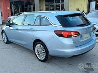 Usata Opel Astra Innovation 110 CV (80 kW) 2018 Blu Station wagon