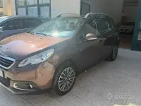 Usata Peugeot 2008 Allure 92 CV (67 kW) 2013 Marrone SUV