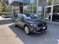 Usata VW T-Roc Advance 150 CV (110 kW) 2019 Grigio SUV