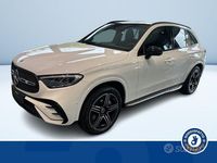 Usata Mercedes GLC300e Advanced 353 CV (259 kW) 2024 Bianco pastello SUV