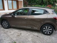 Usata Renault Clio V Intens 91 CV (66 kW) 2021 Marrone Berlina