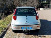 Usata Fiat Punto Active 60 CV (44 kW) 2005 Argento Berlina