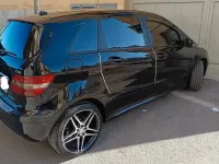 Usata Mercedes B180 109 CV (80 kW) 2010 Nero Monovolume