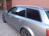 Begagnad Audi A4 170 HK (125 kW) 2003 Grå Kombi