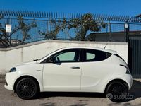 Usata Lancia Ypsilon S 69 CV (50 kW) 2022 Bianco Utilitaria