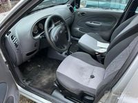 Usata Ford Fiesta Zetec 75 CV (55 kW) 1999 Grigio Berlina