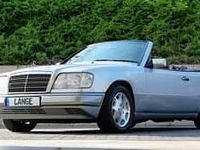Usata Mercedes E320 220 CV (161 kW) 1997 Argento Cabrio