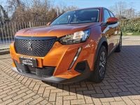 Usata Peugeot 2008 Active 110 CV (80 kW) 2021 Orange fusion SUV
