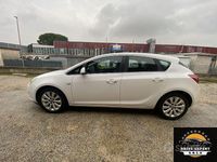 Usata Opel Astra Cosmo 110 CV (80 kW) 2010 Bianco Berlina