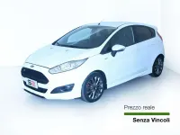 Usata Ford Fiesta ST-Line 75 CV (55 kW) 2017 Bianco Utilitaria