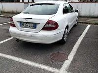 Usata Mercedes CLK220 Elegance 150 CV (110 kW) 2006 Bianco Coupé