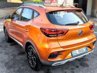 Usata MG ZS Luxury 106 CV (77 kW) 2022 Arancione SUV