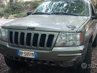 Usata Jeep Grand Cherokee 140 CV (102 kW) 2000 Grigio SUV