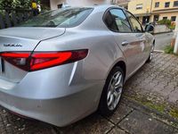Usata Alfa Romeo Giulia Executive 160 CV (117 kW) 2020 Argento Berlina