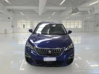 Usata Peugeot 3008 Business-Line 130 CV (95 kW) 2019 Bluazzurro SUV