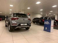 Usata VW T-Roc Life 150 CV (110 kW) 2024 Argento SUV