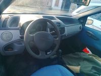 Usata Fiat Punto Feel 60 CV (44 kW) 2004 Utilitaria