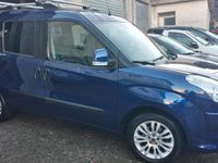 Usata Fiat Doblò Emotion 90 CV (66 kW) 2010 Blu Monovolume