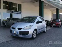 Usata Mitsubishi Colt Invite 95 CV (69 kW) 2006 Grigio Berlina