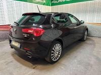 Usata Alfa Romeo Giulietta Distinctive 174 CV (127 kW) 2018 Nero Utilitaria