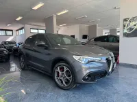 Usata Alfa Romeo Stelvio 210 CV (154 kW) 2018 Grigio vesuvio metallic SUV