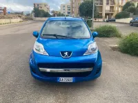 Usata Peugeot 107 68 CV (50 kW) 2010 Blu Utilitaria