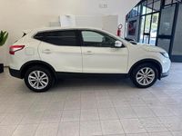 Usata Nissan Qashqai 131 CV (96 kW) 2015 Bianco SUV